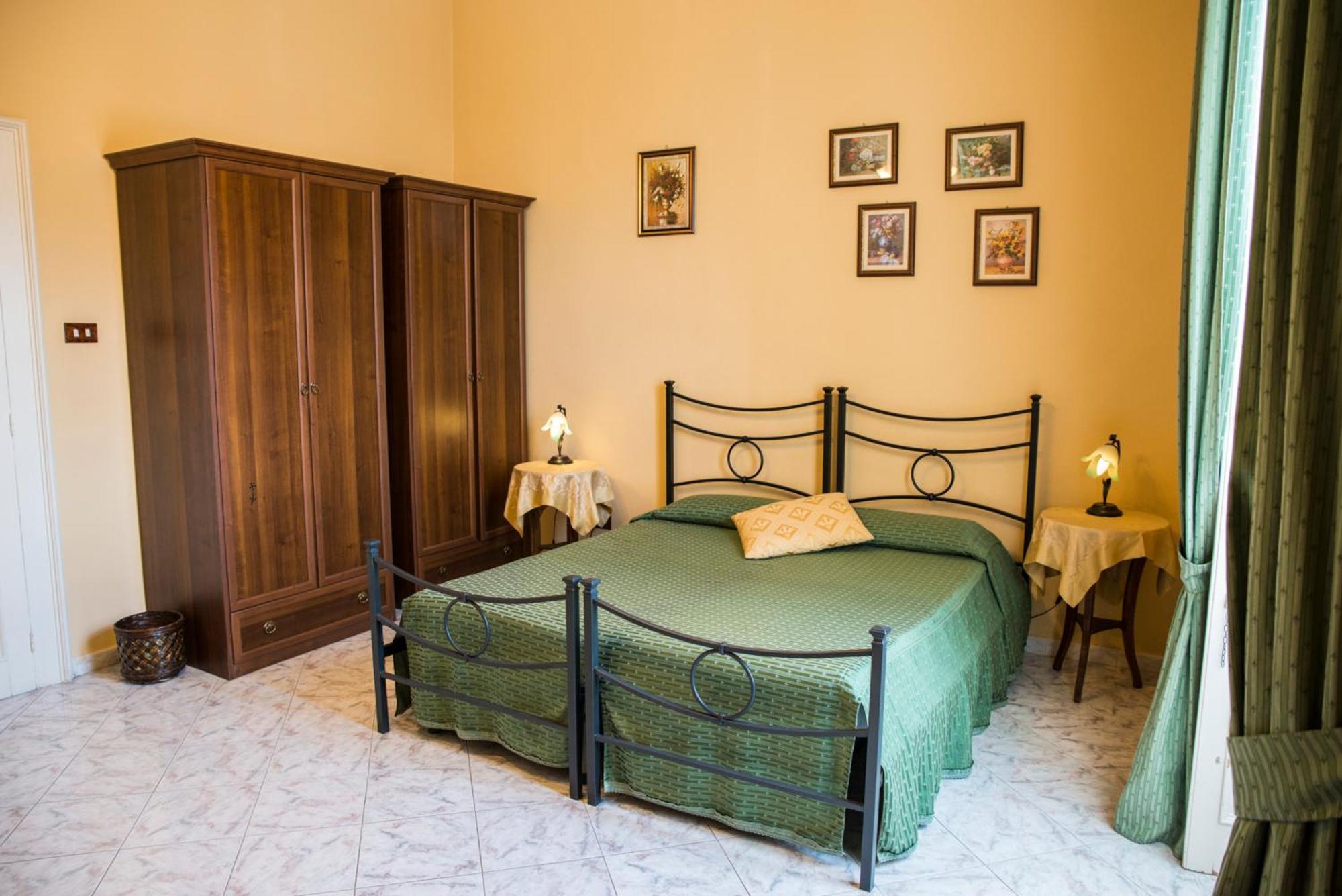 Sognando Ortigia Bed & Breakfast Сиракуза Екстериор снимка