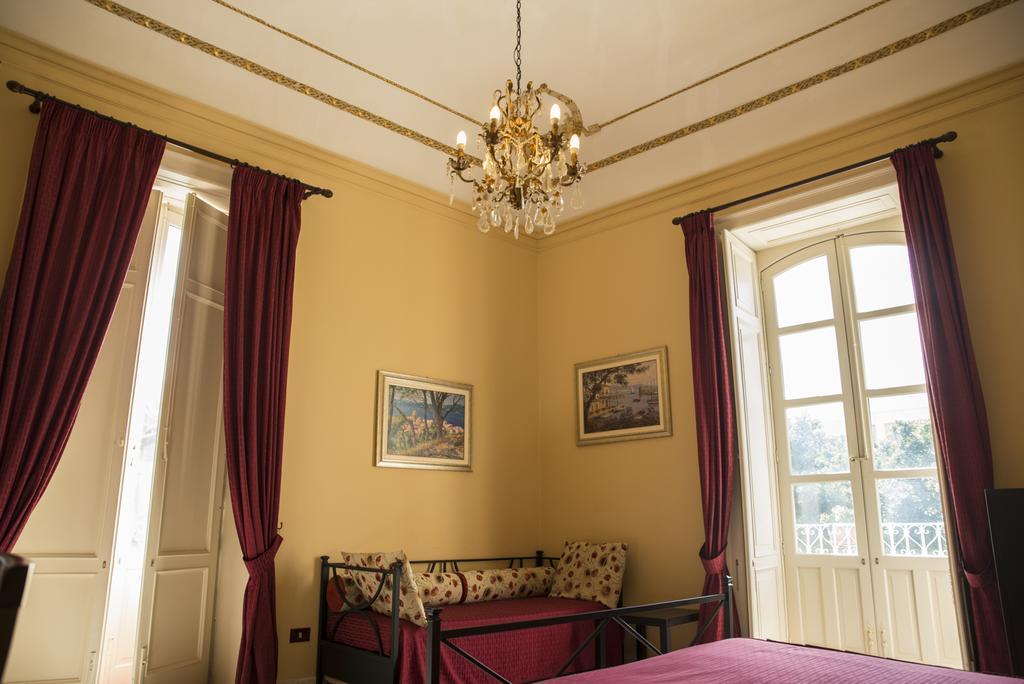 Sognando Ortigia Bed & Breakfast Сиракуза Екстериор снимка